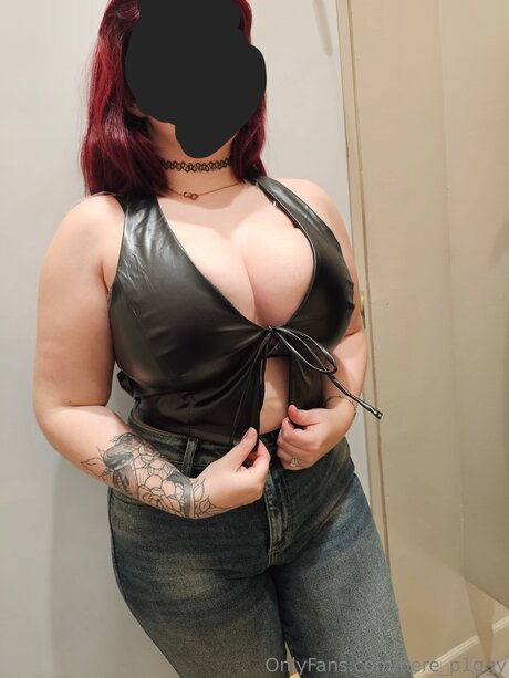 Here P1ggy pornstar beautiful images