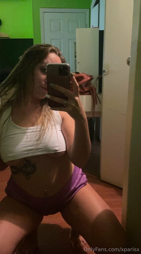Xparisx nude pornstar photo