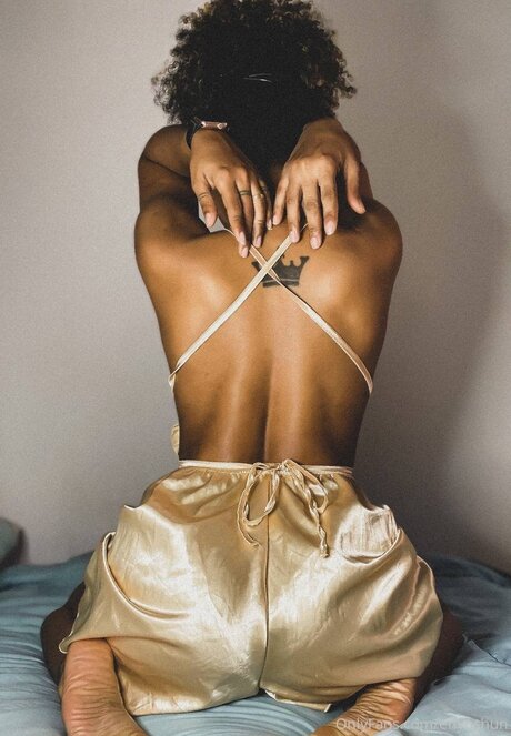 Enyoshun star nudes pic