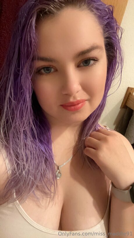 Shadow Queen91 pornstar sex gallery