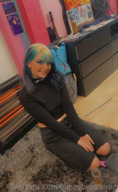 Honeybvddafree model nice images