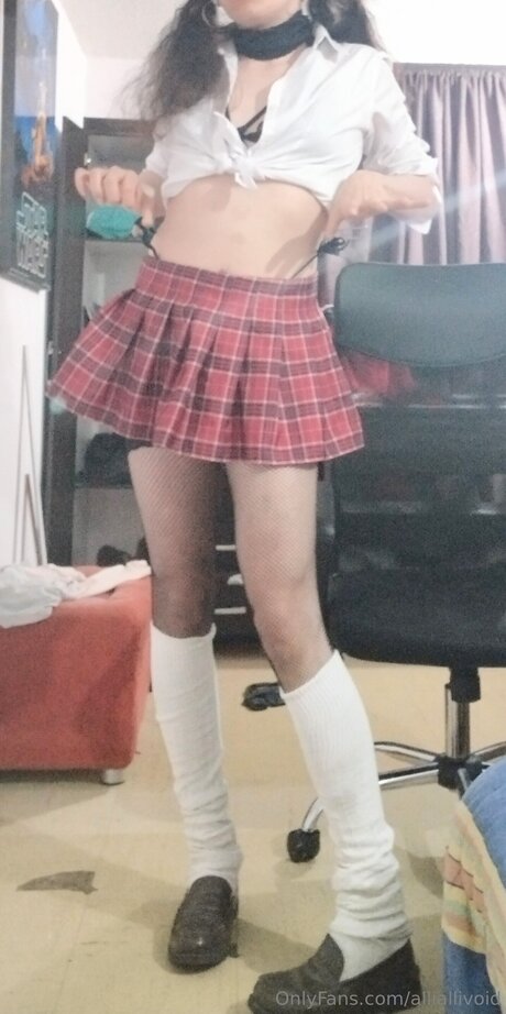 Alliallivoid nudes model photo