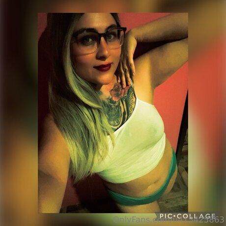 U415425863 erotic model img