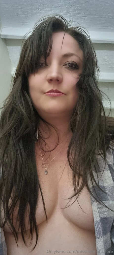 Misshannahshere exclusive pornstar gallery