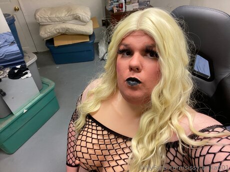 Sissy Erika001 porn star pic