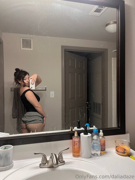 Daliadaze top model photos