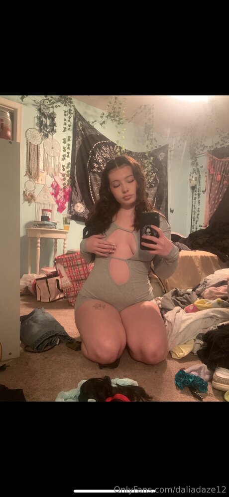 Daliadaze star pornographic picture