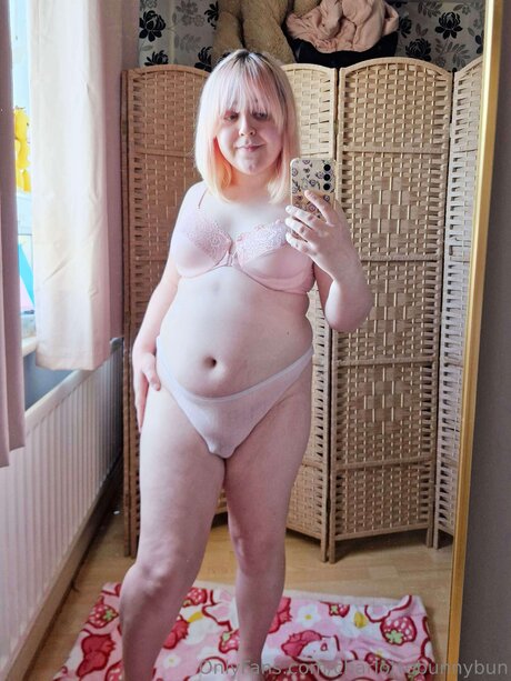 Charlottebunnybun hd actress gallery