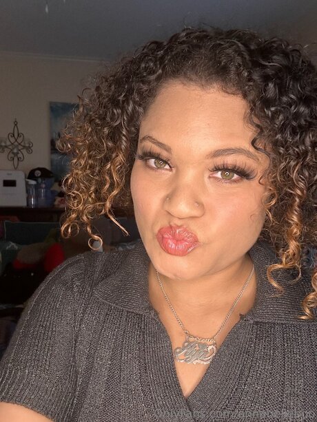 Annabellebooo top model picture