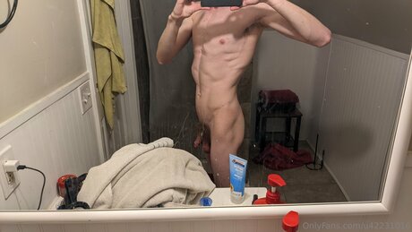 U42231016 model exclusive photo