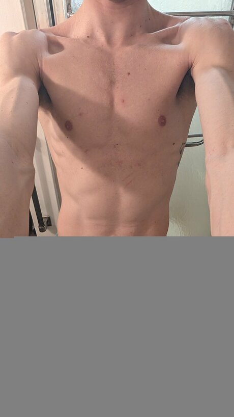 U42231016 star free pic