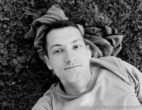 Mickey93 pornographic actress galleries