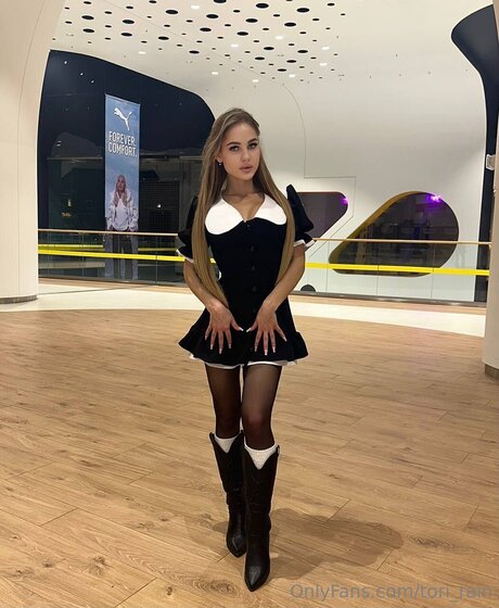 Tori Rain porn actress galleries