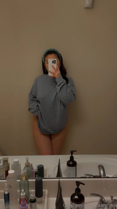 Alxandrav star hot pic