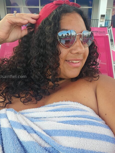 Isabellainfiel beautiful pornstar pic