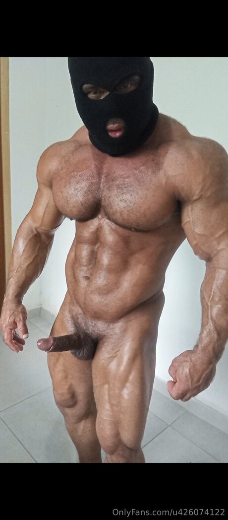 U426074122 model free picture