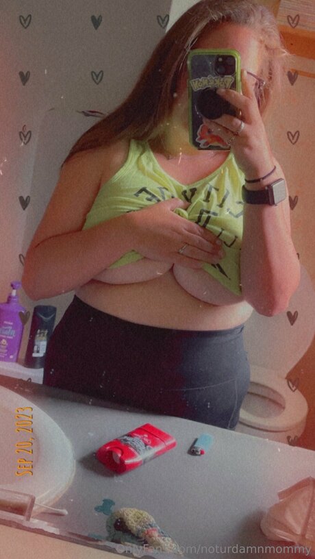 Noturdamnmommy nude star pic