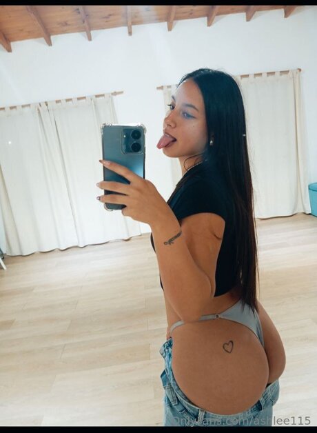 Ashlee115 sexy star photos