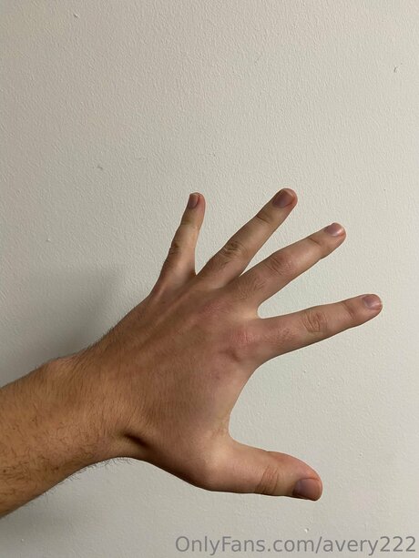 Avery222 naked star images