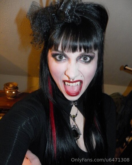 Goddesshaylee star nude pic