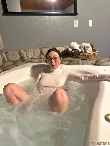 Lalasfanz model exclusive archive