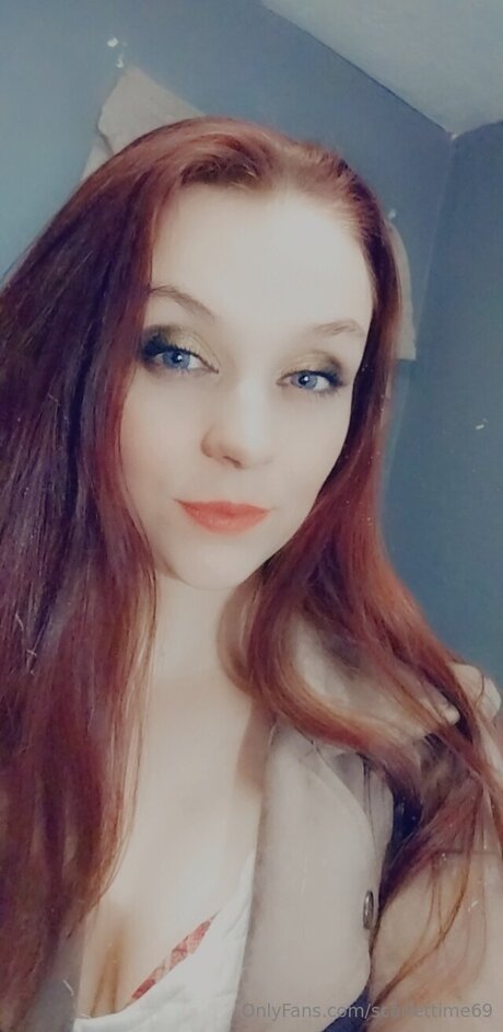 Scarlettime69 porn star img