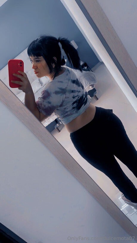 Dulcemota07 model perfect img