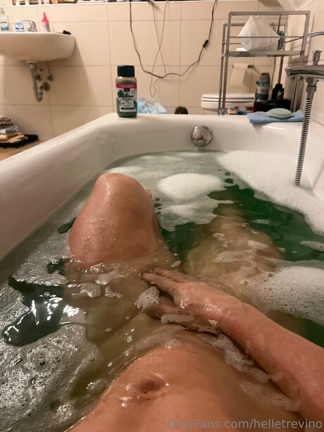 Helletrevino model free gallery