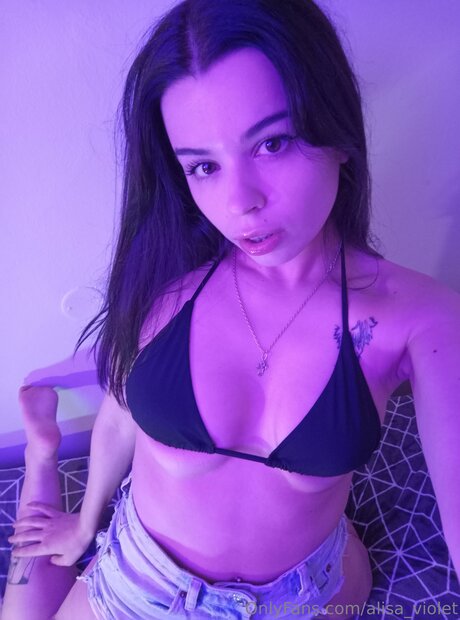 Alisa Violet model art archive