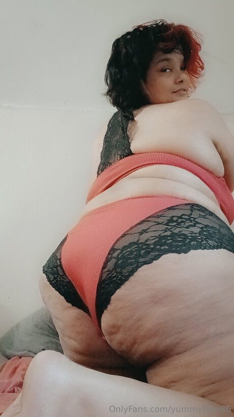 curvy girl onlyfans hot sex img