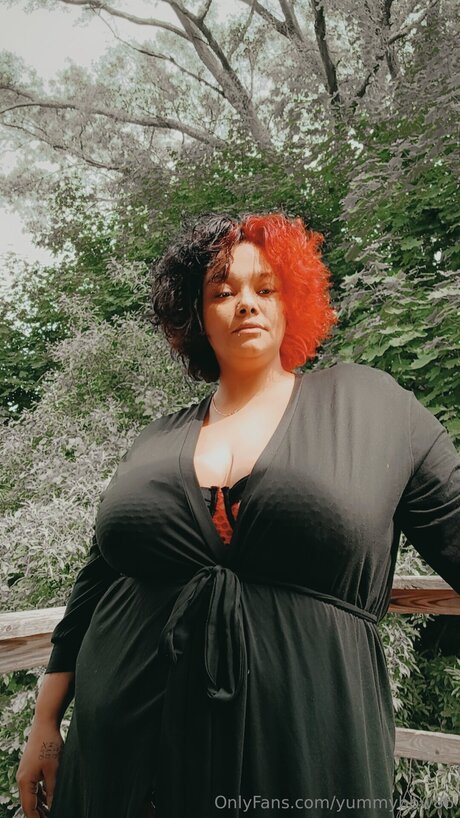 Yummybbw86 model exclusive pic