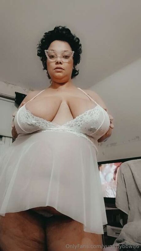 Yummybbw86 pornstar sexy archive