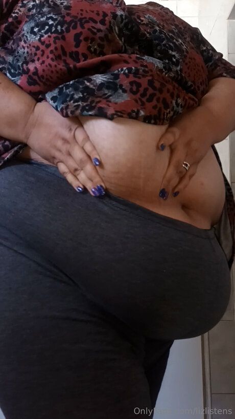 Lizlistens star adult img