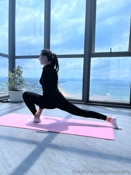 Chaoswife exclusive model gallery