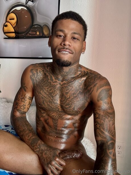 Lotsofyayo best model photos