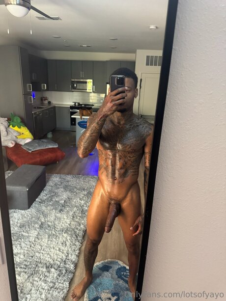 Lotsofyayo top pornstar image