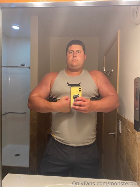 Thebulkinghog nudes model picture