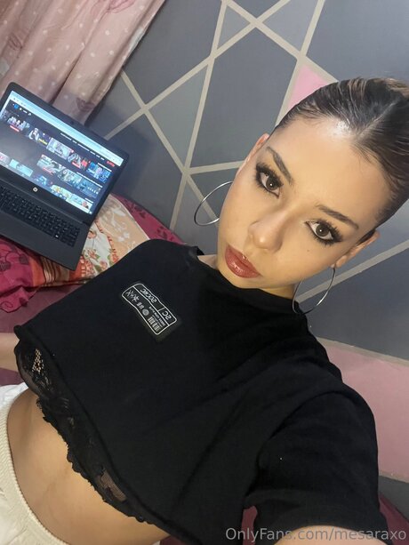 Mesaraxo model nudes gallery