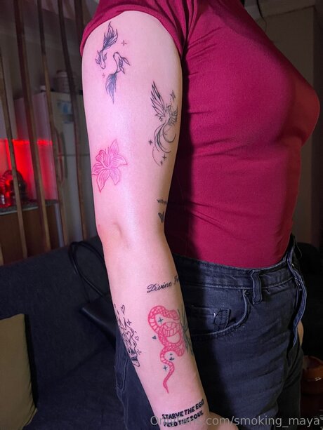 Smoking Maya sexy star images