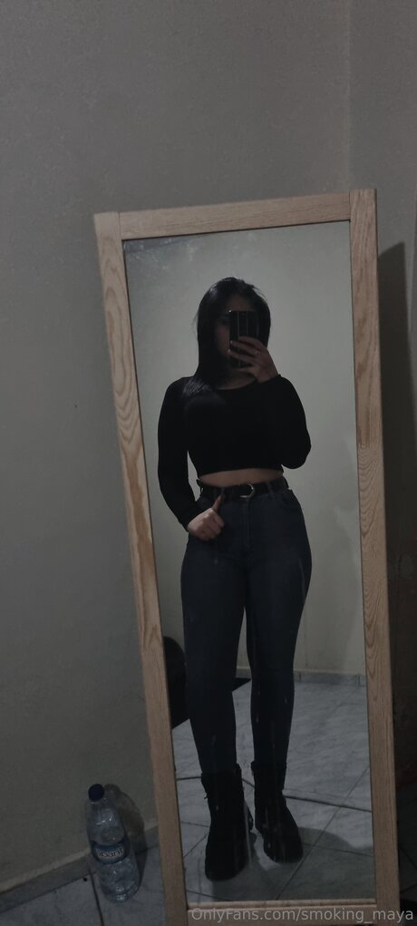 Smoking Maya pornstar img