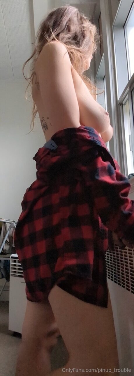 Pinup Trouble beautiful pornstar image