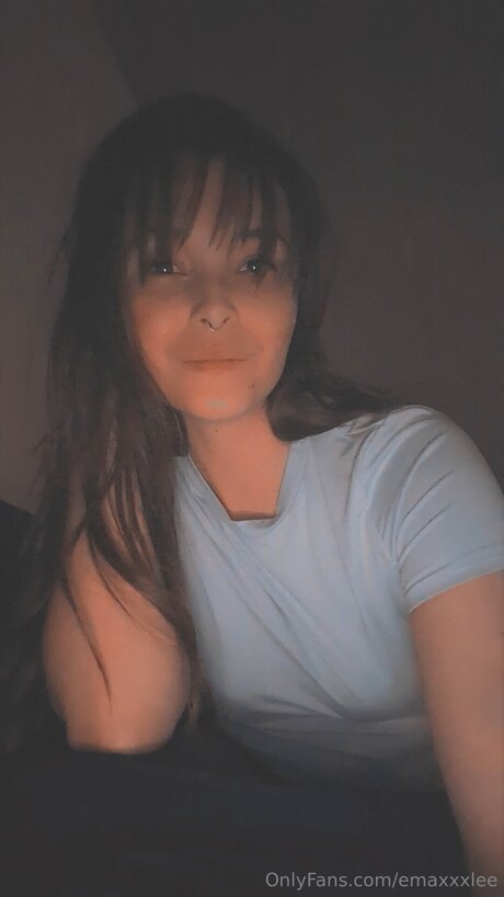 Emaxxxlee pornographic model archive