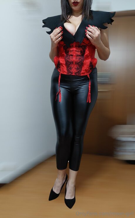 Moon Girl top actress galleries