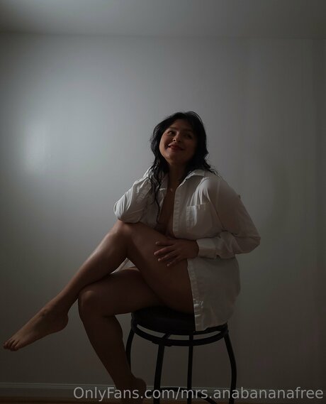 Mrs Anabananafree hot star picture