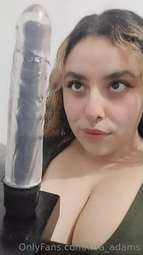 Kira Adams star hot photo