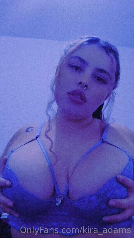 Kira Adams star free photo