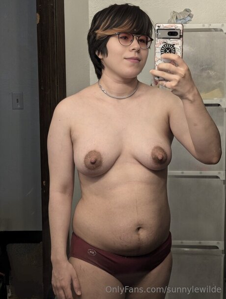 Sunnylewilde pornstar nice picture