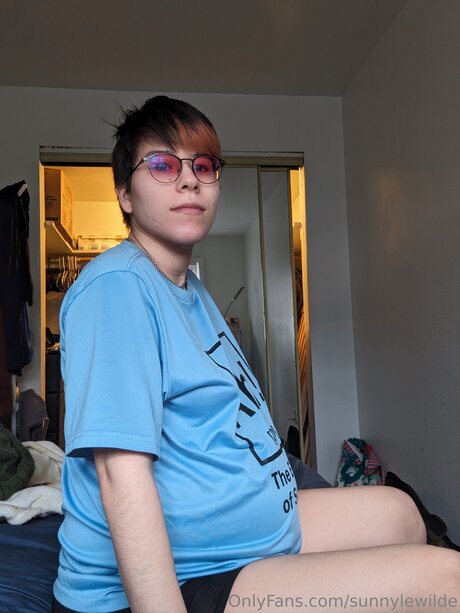 Sunnylewilde naked star archive