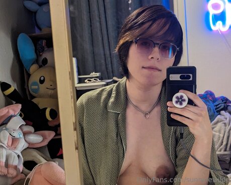 Sunnylewilde erotic model galleries