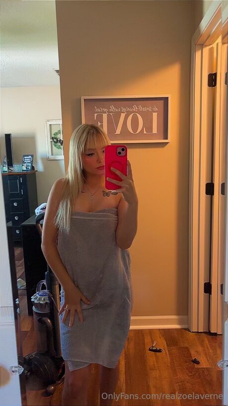 Realzoelaverne pornstar best pic